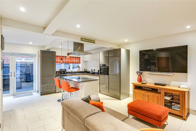 4 bedroom terraced house for sale
