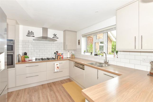 7 bed detached house