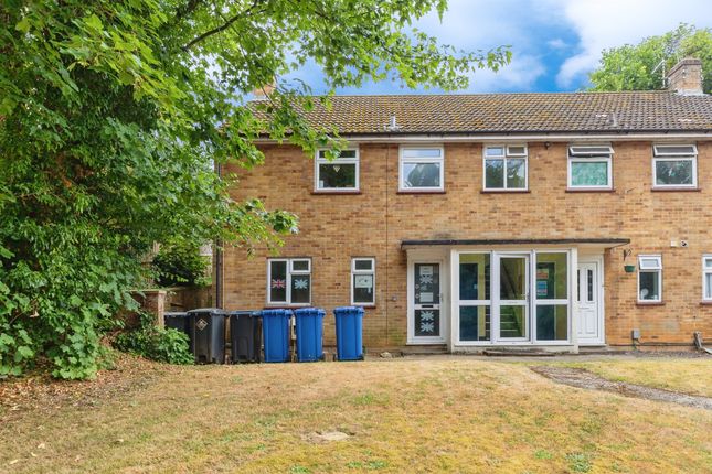 Studio flat for sale