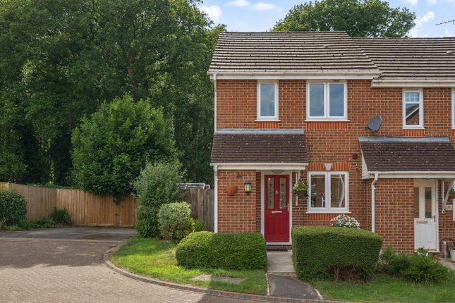 Thyme Avenue, Whiteley, Fareham... 2 bed semi