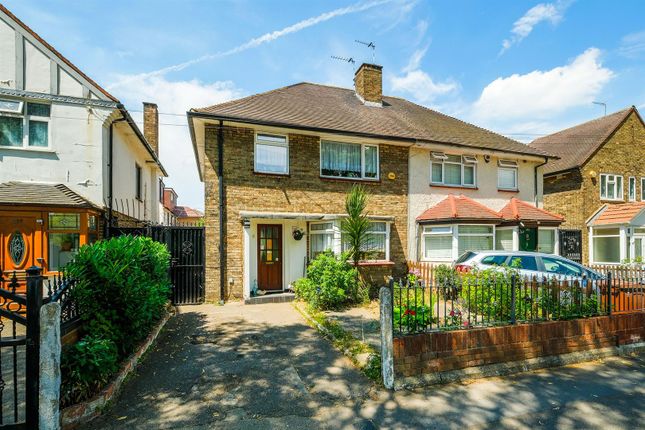 Longbridge Road, Barking 3 bed semi