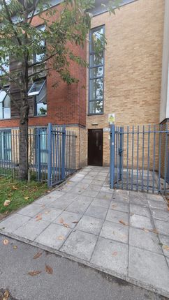 2 bed flat