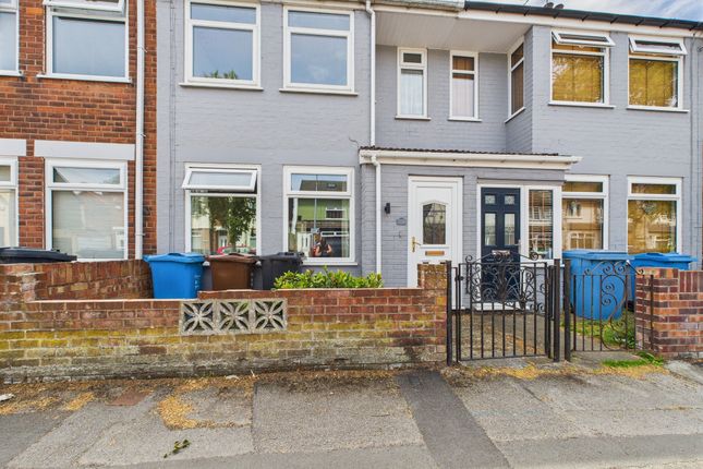 Perth Street West,  Hull, HU5 3 bed terraced house for sale