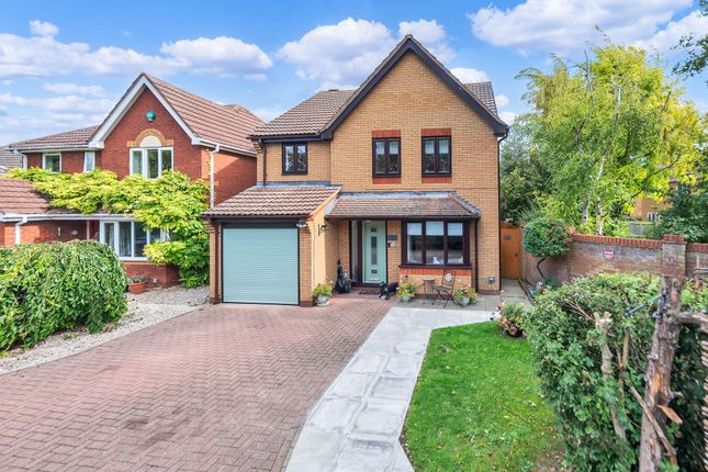 Larkin Place, Royston SG8 4 bed detached house for sale