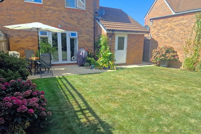 4 bedroom semi-detached house for sale