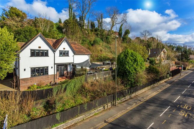 Great Quarry, Surrey GU1 4 bed detached house for sale