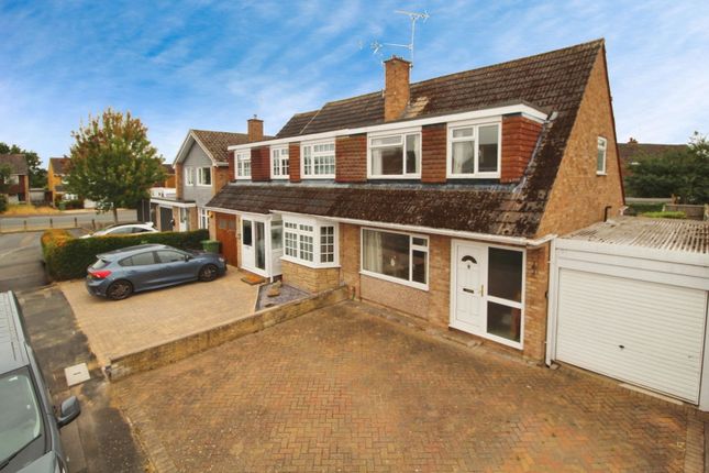 Sandicliffe Close, Kidderminster DY11 3 bed semi