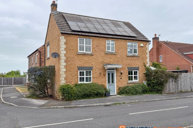 Normanton Road, Newark NG24 3 bed detached house for sale