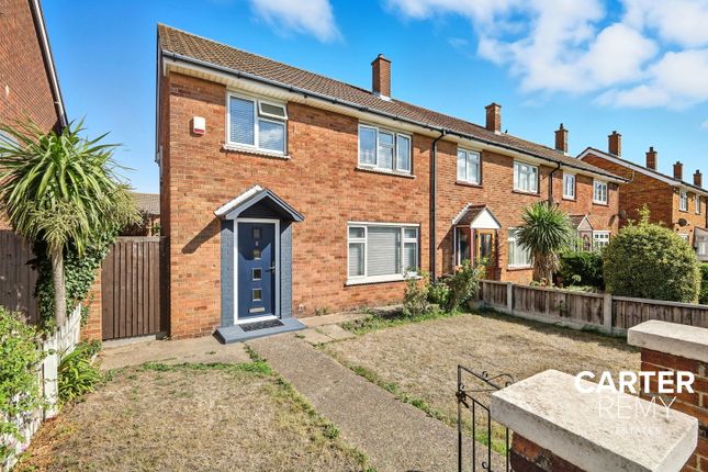 St Michaels Road, Grays, RM16 3 bed end of terrace house for sale