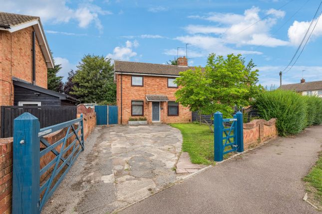 2 bedroom semi-detached house for sale