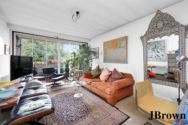 Kensington Park Road, Notting Hill, W11 5 bed apartment for sale