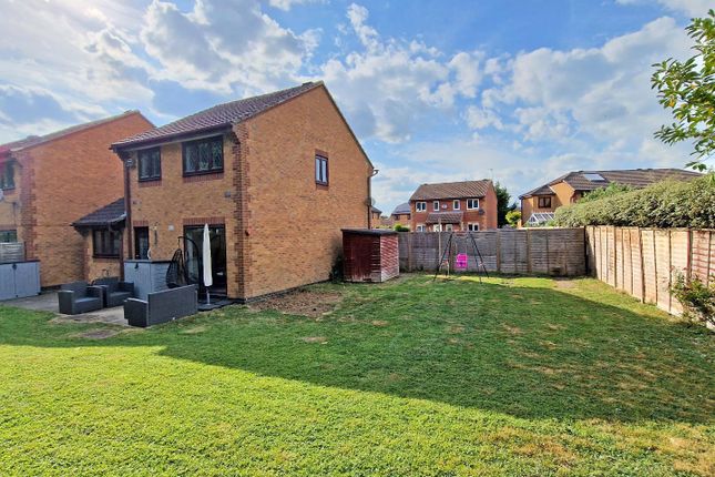 Ravencroft, Bicester, Oxfordshire, OX26 3 bed detached house for sale