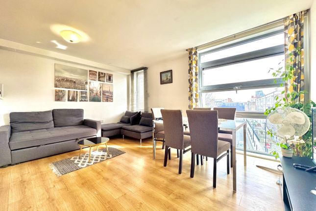 Watney Street, London E1 2 bed flat for sale