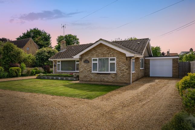 3 bedroom detached bungalow for sale
