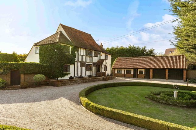 Outings Lane, Brentwood CM15 4 bed detached house for sale