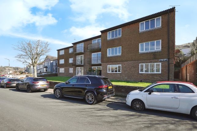 1 bed flat