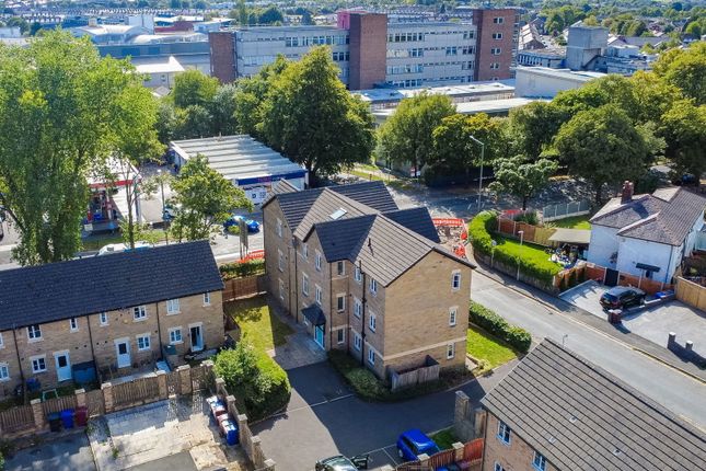 Ribble Avenue, Burnley BB10 2 bed apartment for sale