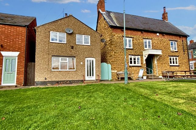 The Green, Braunston, NN11 7HW 2 bed detached house for sale
