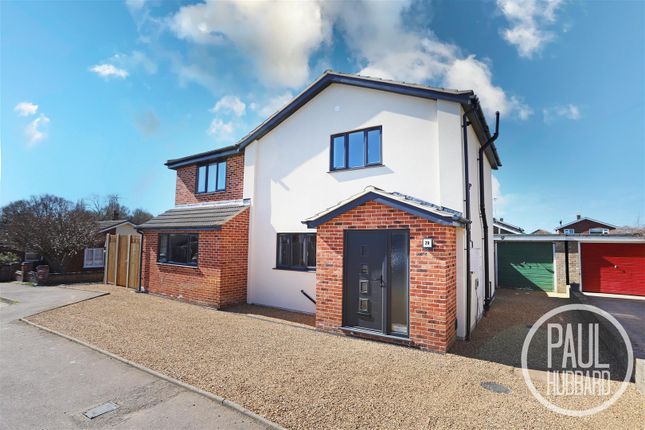 Chiltern Crescent, Oulton, NR32 4 bed detached house for sale