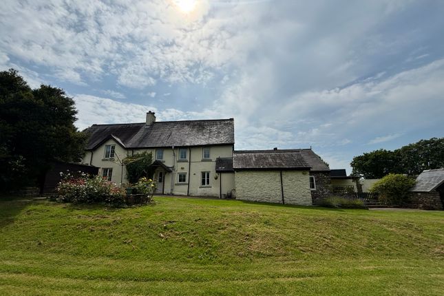 Gwynfe, Llangadog, SA19 4 bed detached house for sale