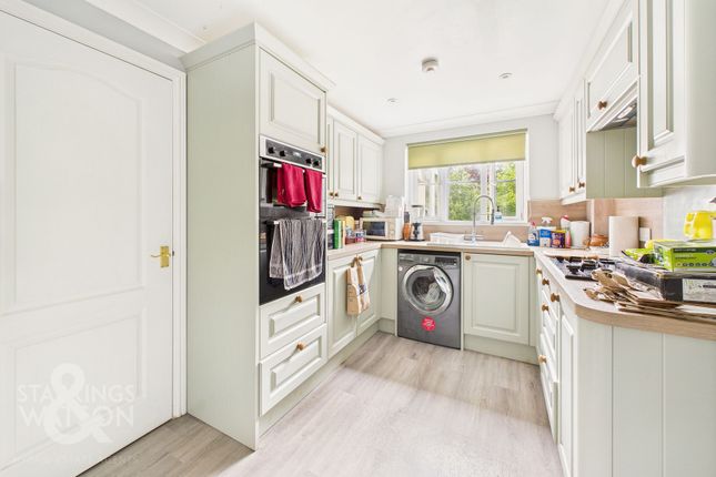 Blackthorn Close, Diss 4 bed link detached house for sale