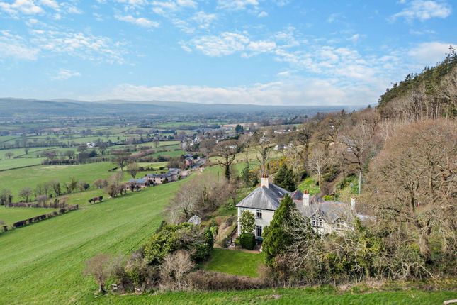 Llanbedr Dyffryn Clwyd, Ruthin... 5 bed detached house for sale