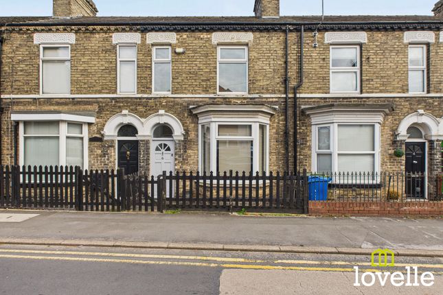 Main Street, East Riding of Yorkshire... 2 bed terraced house for sale