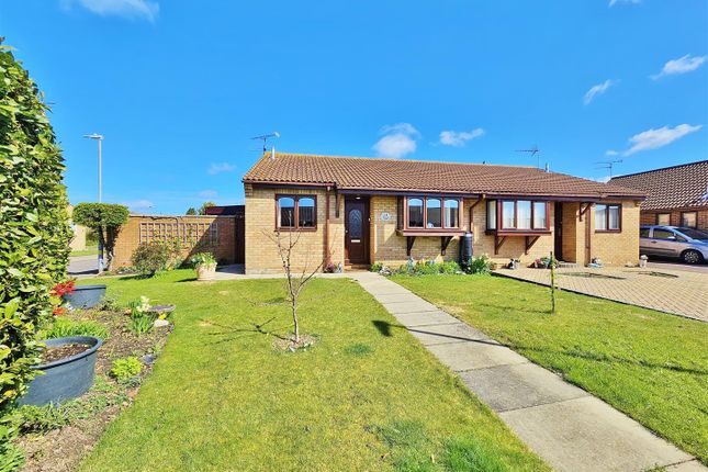2 bedroom semi-detached bungalow for sale