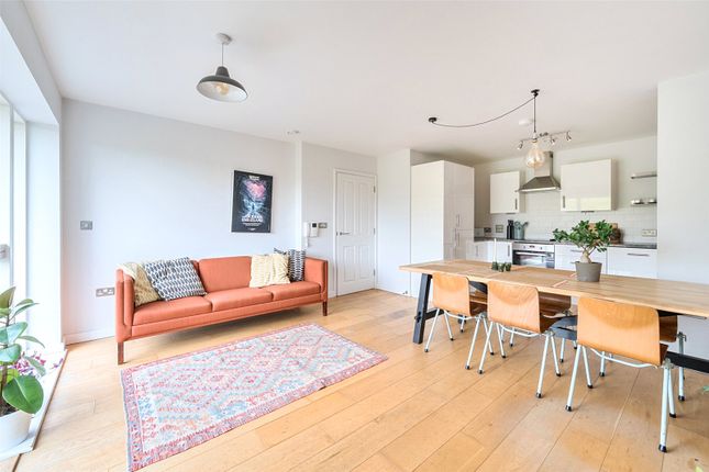 Glengall Road, London 1 bed apartment for sale