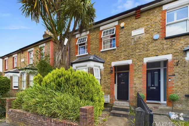 Firsgrove Road, Warley, Brentwood 2 bed semi