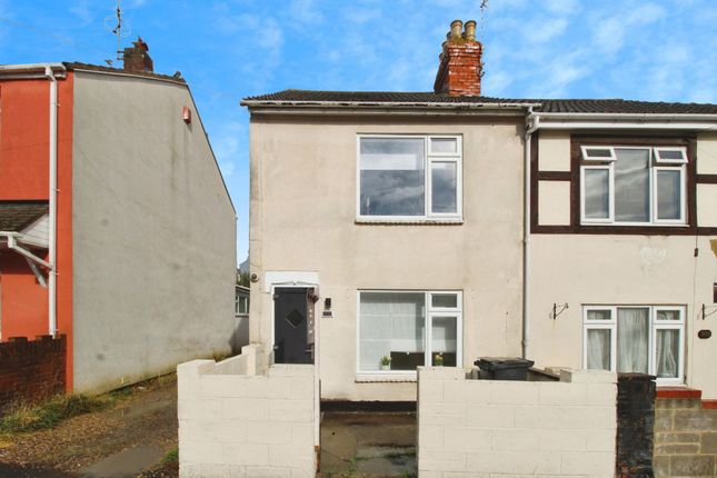 Cricklade Road, Swindon, SN2 2 bed end of terrace house for sale