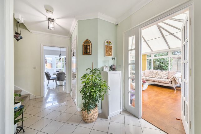 Honeypot Lane, London NW9 5 bed end of terrace house for sale