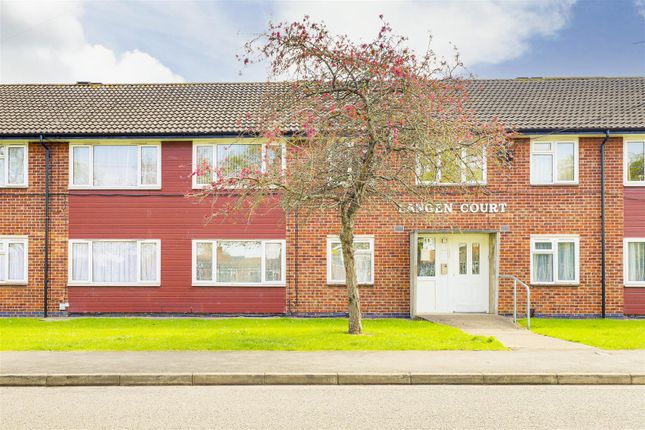 Langen Court, Long Eaton NG10 1 bed flat for sale
