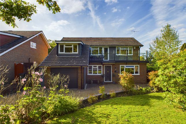 Mount Close, Pound Hill, Crawley... 4 bed detached house for sale