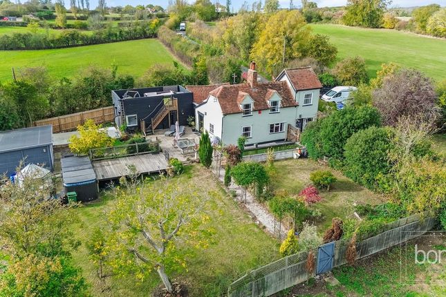 Lodge Lane, Nr Danbury CM3 4 bed detached house for sale