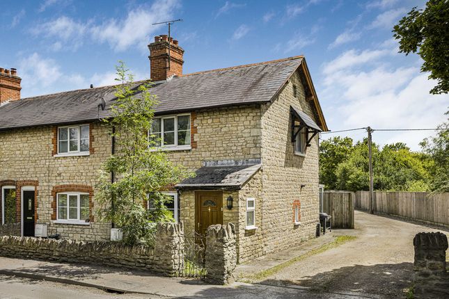 Abingdon Road, Didcot, OX11 2 bed end of terrace house for sale