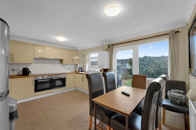 5 bed terraced house