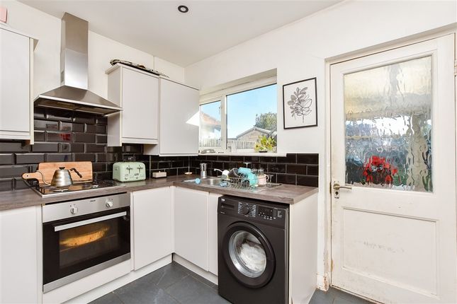 2 bedroom semi-detached bungalow for sale