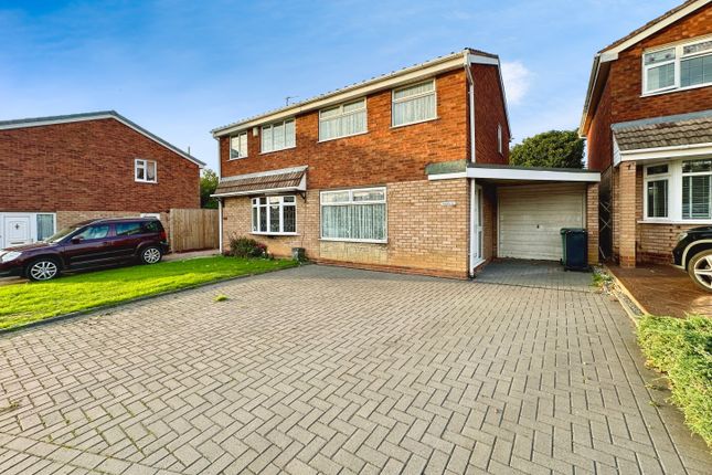 Furzebank Way, Willenhall WV12 3 bed semi