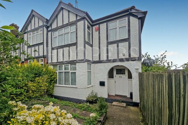 The Crescent, London, NW2 3 bed end of terrace house for sale