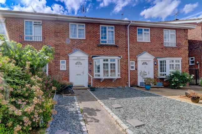 Wynbury Drive, Buckinghamshire HP13 3 bed terraced house for sale