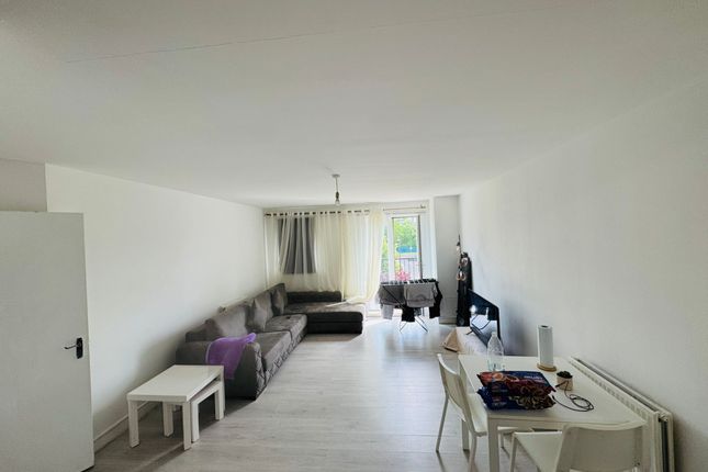 2 bed flat
