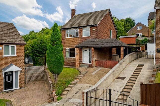 Springfield Avenue, Pontefract WF8 3 bed detached house for sale