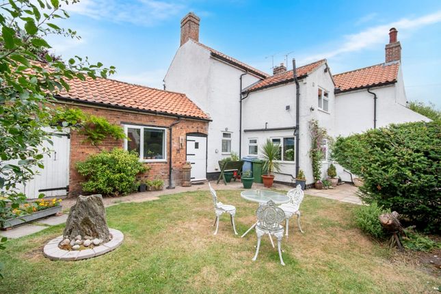 4 bedroom link detached house for sale