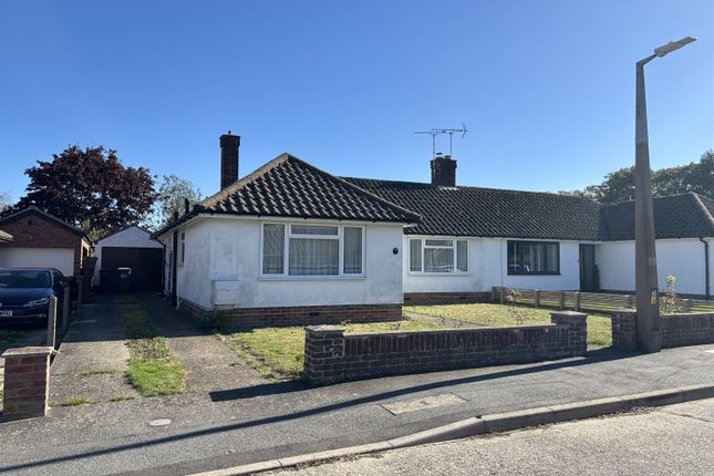 Greenway Gardens, Braintree, CM77 2 bed semi