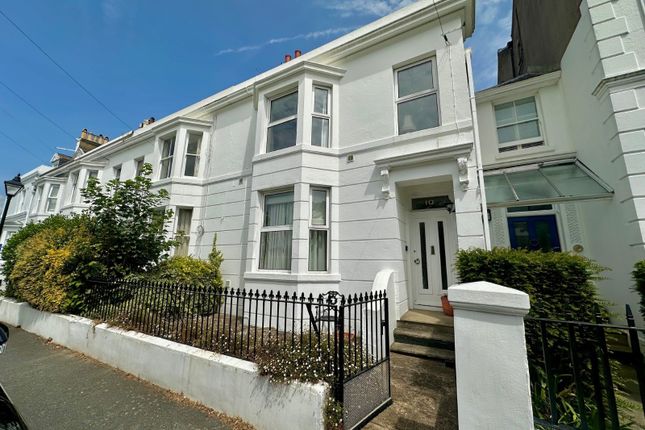 Archery Square, Walmer, Deal, Kent, CT14 3 bed terraced house for sale