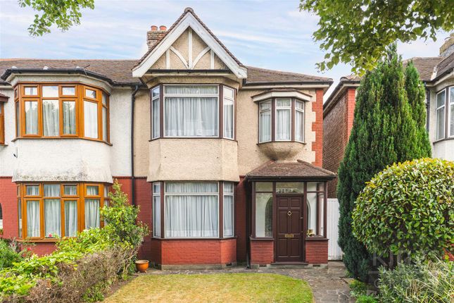 Carlton Terrace, Edmonton, N18 3 bed end of terrace house for sale