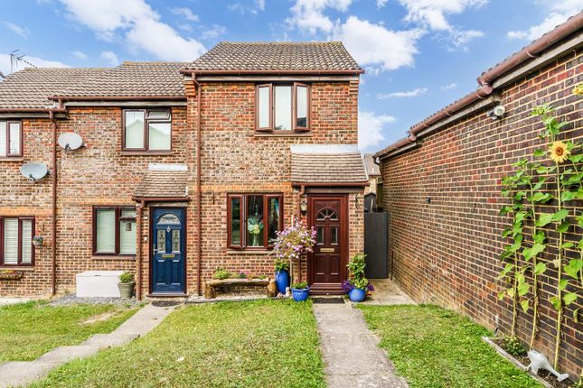 Morston Close, Tadworth KT20 2 bed end of terrace house for sale