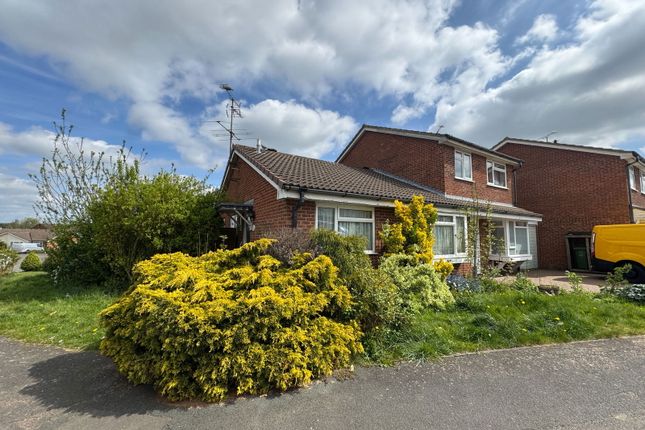 Leapingwell Lane, Buckingham MK18 2 bed semi