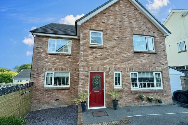 Clos Y Gat, GORSLAS, Llanelli 4 bed detached house for sale